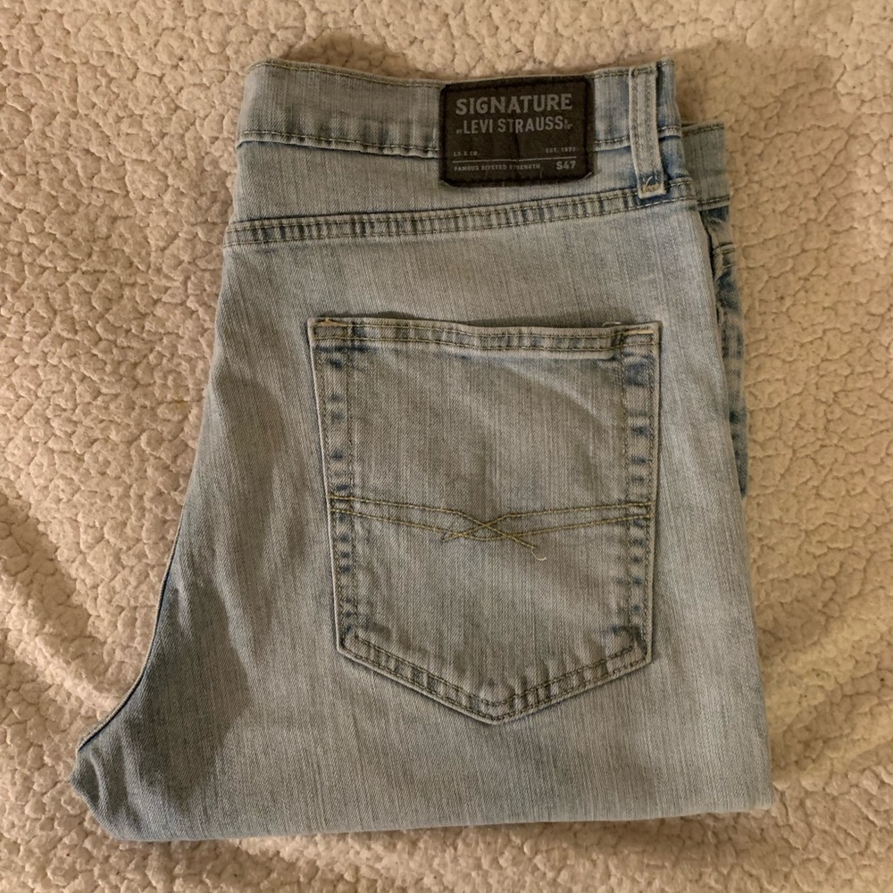 Signature Levi Strauss size 36/30 condition 8-9 out of 10